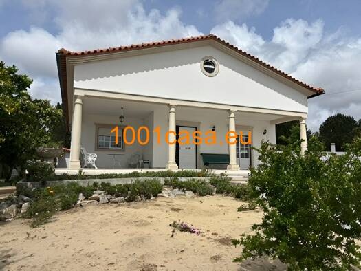 Haus zum Kauf provisionsfrei 395.000 € 4 Zimmer 163 m² 1.290 m² Grundstück Nazaré 2450-051