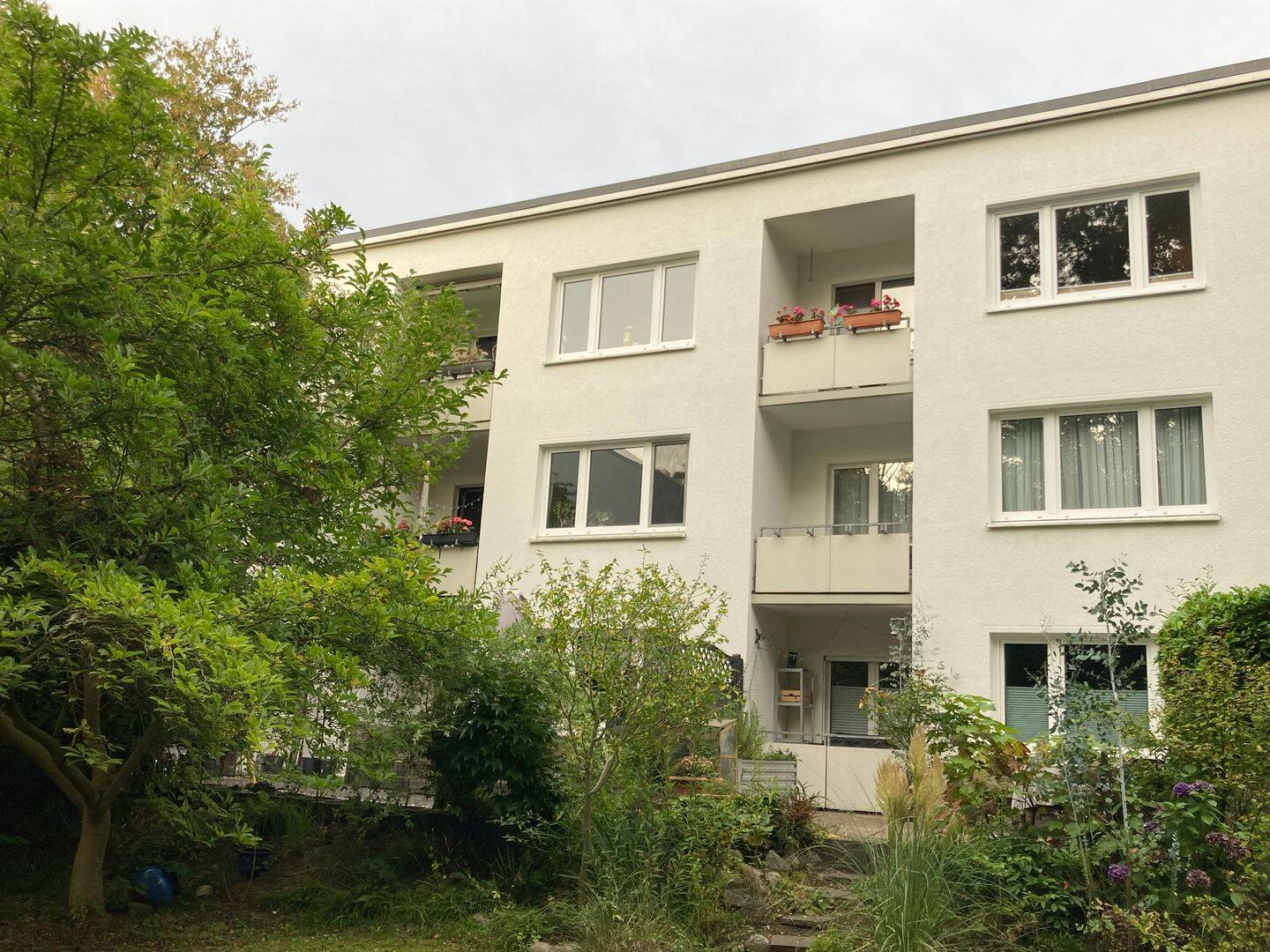 Property thumbnail 2