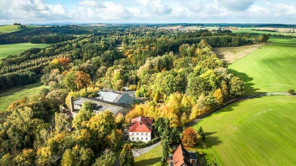 Gewerbeobjekt zum Kauf als Kapitalanlage geeignet 650.000 € 5.299 m² 82.078 m² Grundstück Goldbach Bischofswerda 01877