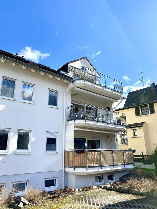 Wohnung zum Kauf provisionsfrei 265.000 € 3 Zimmer 83,6 m² Dachgeschoss, 2. Geschoss Christian-Sebastian-Schmidt-Straße 36 Niederlahnstein Lahnstein 56112