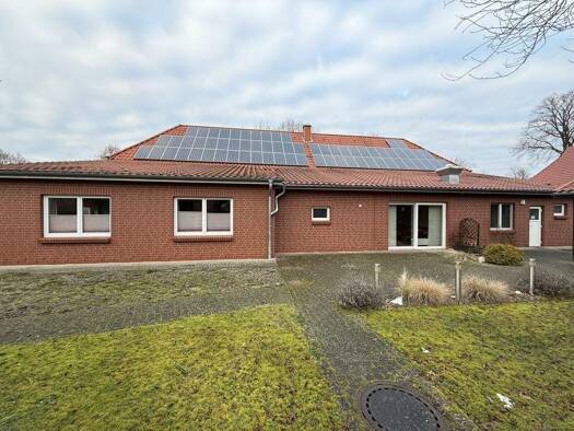 Einfamilienhaus zum Kauf 280.000 € 48,3 m² 2.001 m² Grundstück Kuhstorf 19230