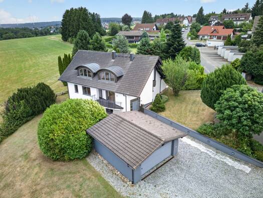 Einfamilienhaus zum Kauf 6 Zimmer 272 m² 2.662 m² Grundstück Neusatz Bad Herrenalb 76332