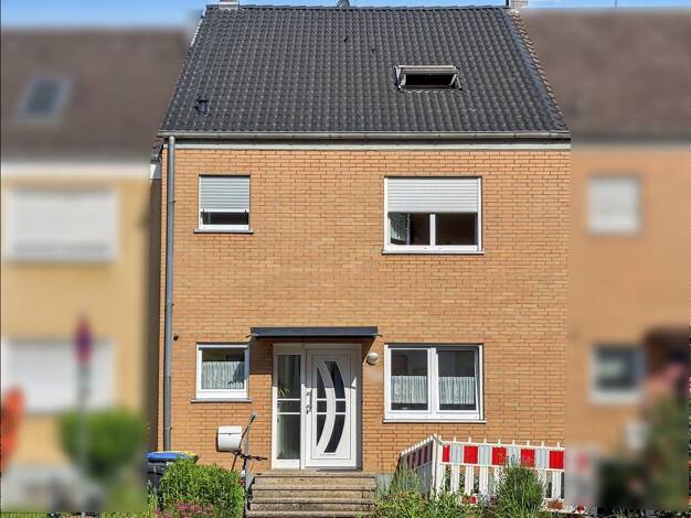 Reihenmittelhaus zum Kauf 299.000 € 6 Zimmer 135,4 m² 237 m² Grundstück Innenstadt Euskirchen 53879