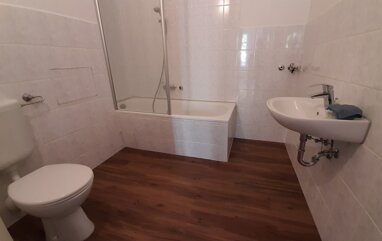 Wohnung zur Miete 500 € 3 Zimmer 95 m² frei ab sofort Biesnitzer Str. 15 Südstadt Görlitz 02826