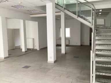 Laden zur Miete provisionsfrei 3.130 € 1 Zimmer 270 m² Verkaufsfläche Schmeerstr. 17 Altstadt Halle (Saale) 06108