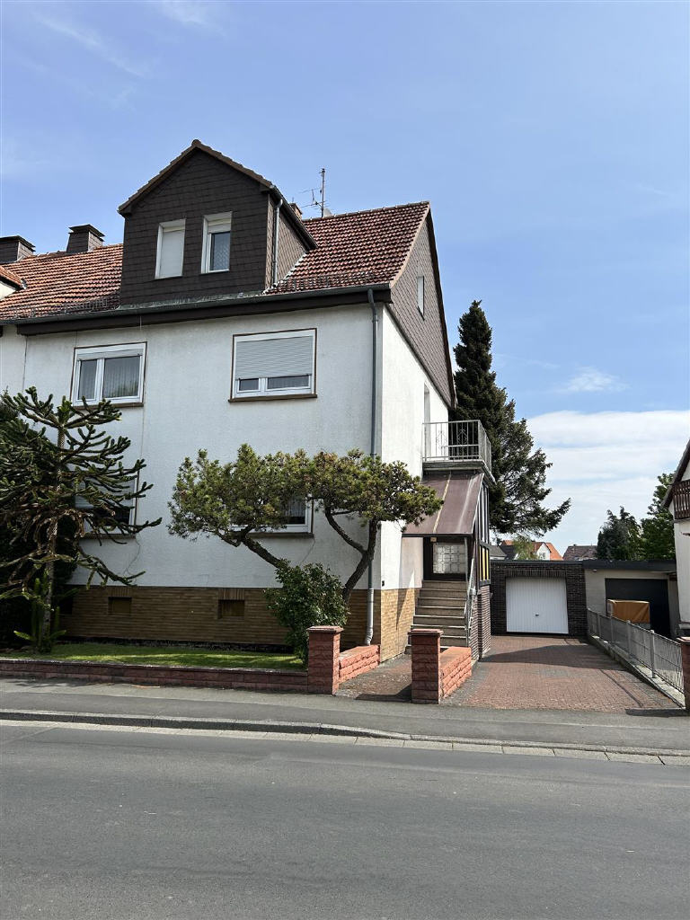 Mehrfamilienhaus zum Kauf 7 Zimmer 170 m²<br/>Wohnfläche 803 m²<br/>Grundstück Großenritte Baunatal-Großenritte 34225