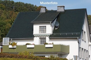 Mehrfamilienhaus zum Kauf Zwangsversteigerung 108.000 € 254 m² 279 m² Grundstück Mühlhausen Mühlhausen 99974