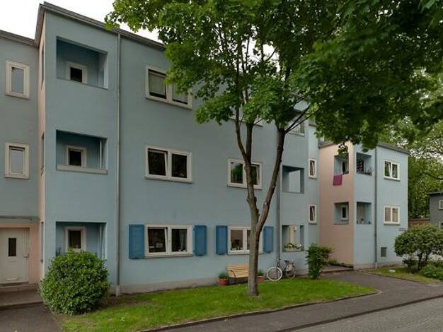 Wohnung zur Miete 569 € 2 Zimmer 65,1 m² 1. Geschoss frei ab 25.09.2026 Uthmannstr. 17 Neudorf-Süd Duisburg 47057