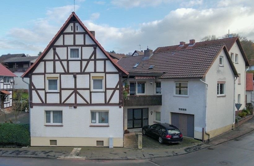 Einfamilienhaus zum Kauf 69.500 € 7 Zimmer 184 m²<br/>Wohnfläche ab sofort<br/>Verfügbarkeit Wichmannshausen Sontra 36205