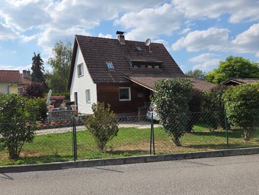 Einfamilienhaus zum Kauf 328.000 € 5 Zimmer 92 m² 714 m² Grundstück frei ab 01.10.2026 Kraiburg Kraiburg a.Inn 84559