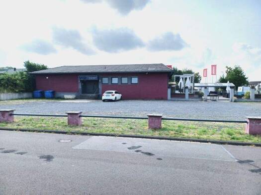 Club/Discothek zum Kauf 195.000 € 230 m² Gastrofläche 2.000 m² Grundstück Manderscheid 54531
