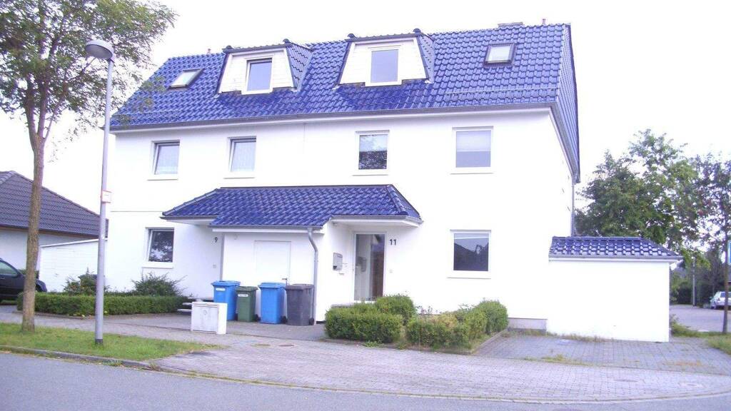 Mehrfamilienhaus zum Kauf provisionsfrei als Kapitalanlage geeignet 1.320.000 € 428 m² 800 m² Grundstück Einfeld Neumünster 24536