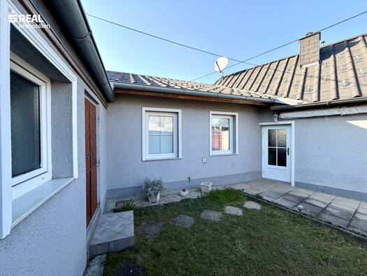 Haus zum Kauf 119.000 € 2 Zimmer 160 m² Grundstück Hausbrunn 2145