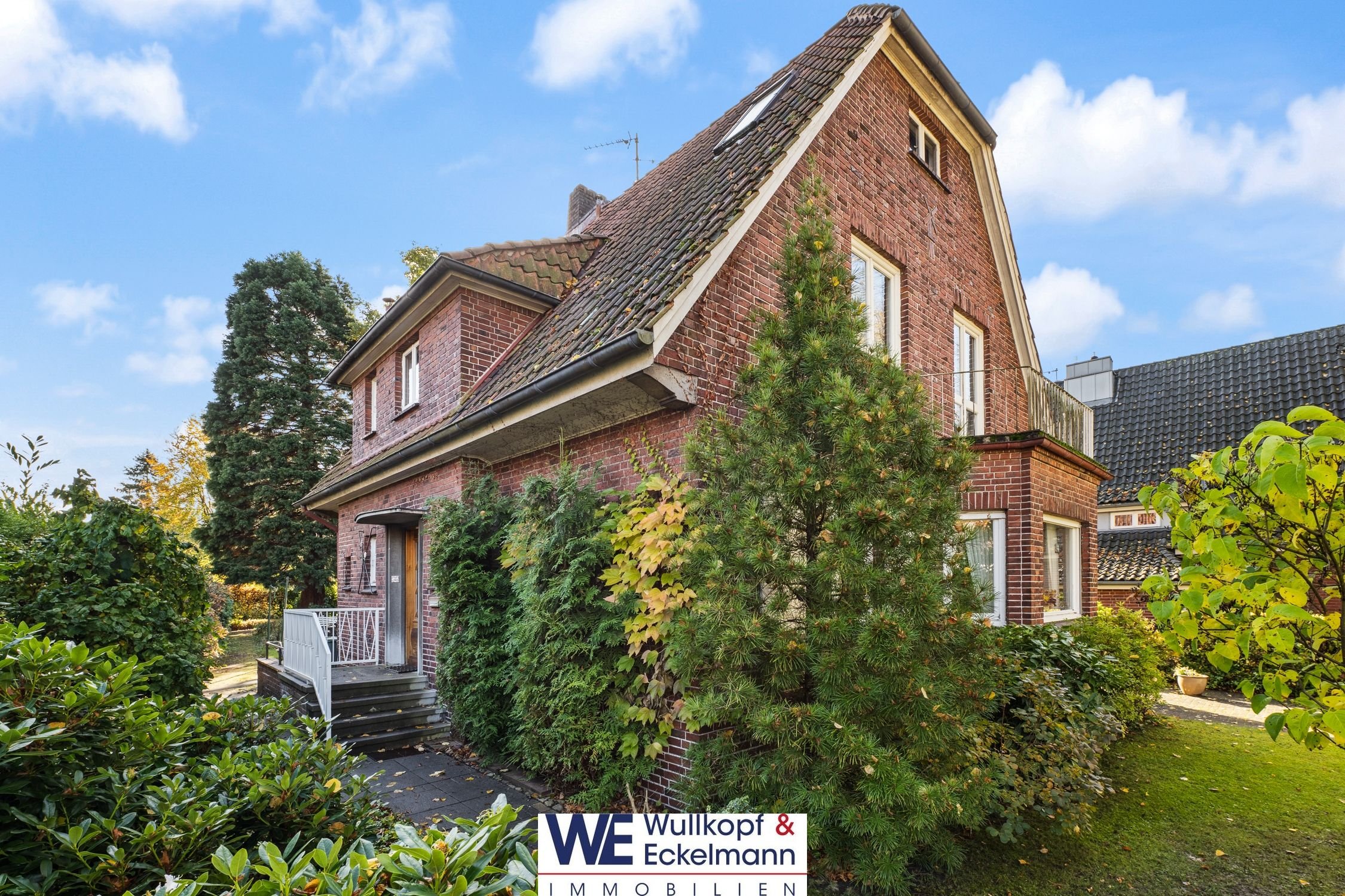 Einfamilienhaus zum Kauf 1.450.000 € 7 Zimmer 154 m²<br/>Wohnfläche 700 m²<br/>Grundstück Nienstedten Hamburg 22609