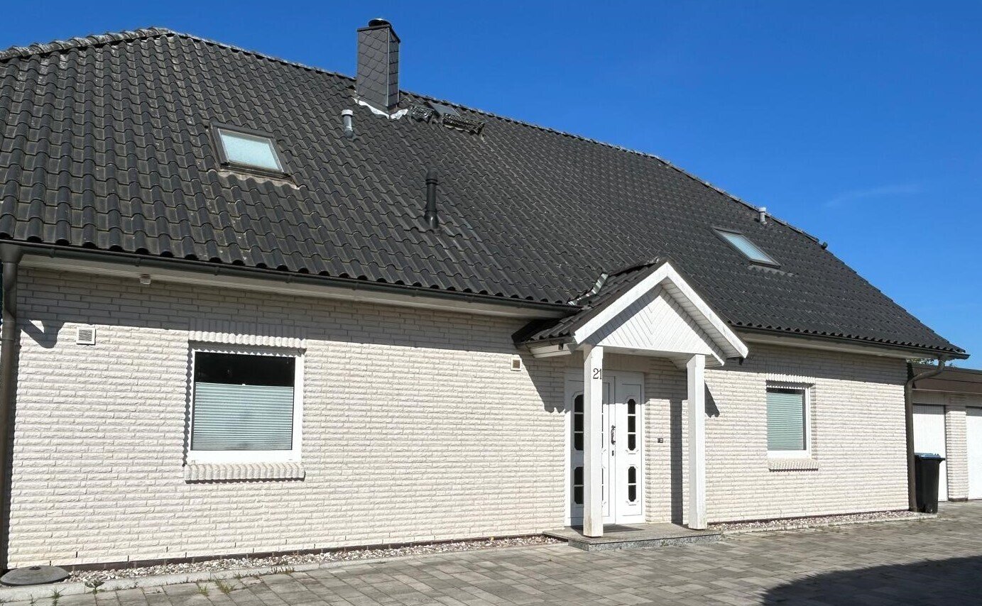 Mehrfamilienhaus zum Kauf 420.000 € 6 Zimmer 179 m²<br/>Wohnfläche 827 m²<br/>Grundstück Negast Steinhagen 18442