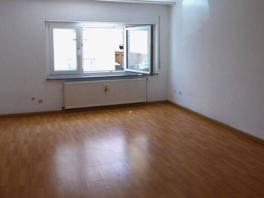 Wohnung zur Miete 1.050 € 3 Zimmer 74 m² Geschoss EG/4 frei ab 01.06.2026 Tulpenstraße 26 Süd Stuttgart 70180