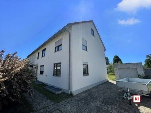 Doppelhaushälfte zum Kauf 239.000 € 6 Zimmer 160 m² 1.106 m² Grundstück Plattling Plattling 94447