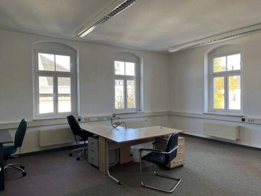 Bürofläche zur Miete provisionsfrei 999 € 3 Zimmer 165,6 m² Bürofläche teilbar ab 165,6 m² Freiberg 09599