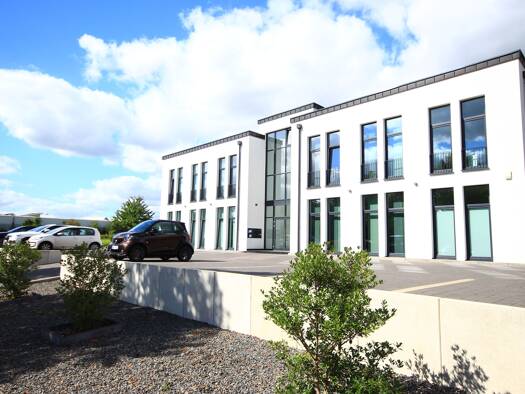 Büro zur Miete 2.994 € 11 Zimmer 240 m² Bürofläche Sachsenweg 16 Heessen Hamm 59073