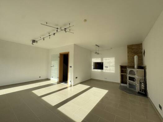 Doppelhaushälfte zum Kauf 649.000 € 4 Zimmer 101,5 m² 319,3 m² Grundstück Büchenbach Erlangen 91056