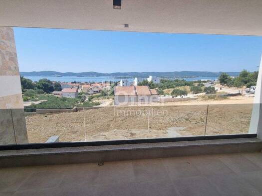 Wohnung zum Kauf 268.520 € 2 Zimmer 76,7 m² Sveti Filip i Jakov 23207