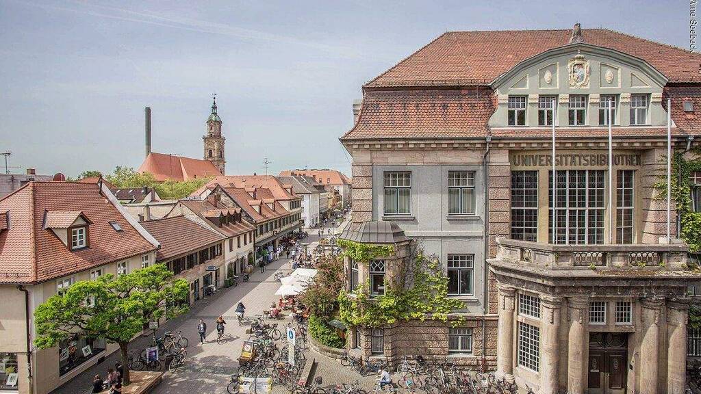 Wohnung zur Miete 1.530 € 3 Zimmer 117,8 m² Innenstadt Erlangen 91054