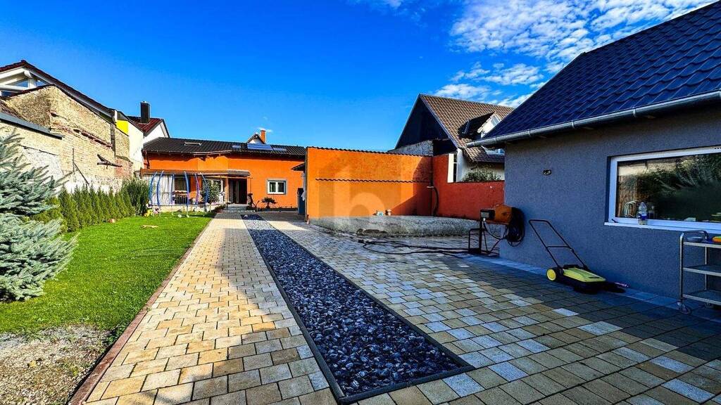 Einfamilienhaus zum Kauf 630.000 € 6 Zimmer 170 m² 662 m² Grundstück Jechtingen Sasbach am Kaiserstuhl 79361