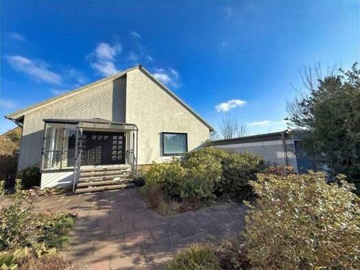 Mehrfamilienhaus zum Kauf 319.000 € 8 Zimmer 200 m² 1.046 m² Grundstück frei ab sofort Leveste Gehrden 30989