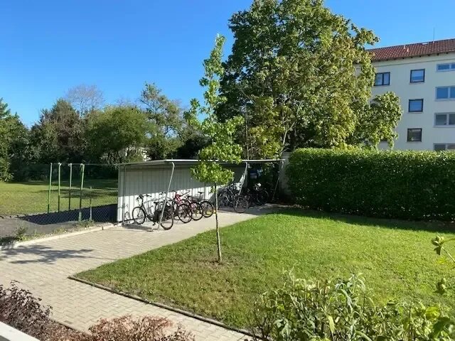 Wohnung zur Miete 700 € 3 Zimmer 86 m²<br/>Wohnfläche ab sofort<br/>Verfügbarkeit Jordanstr. Oststadt - Nördlicher Teil Karlsruhe 76131