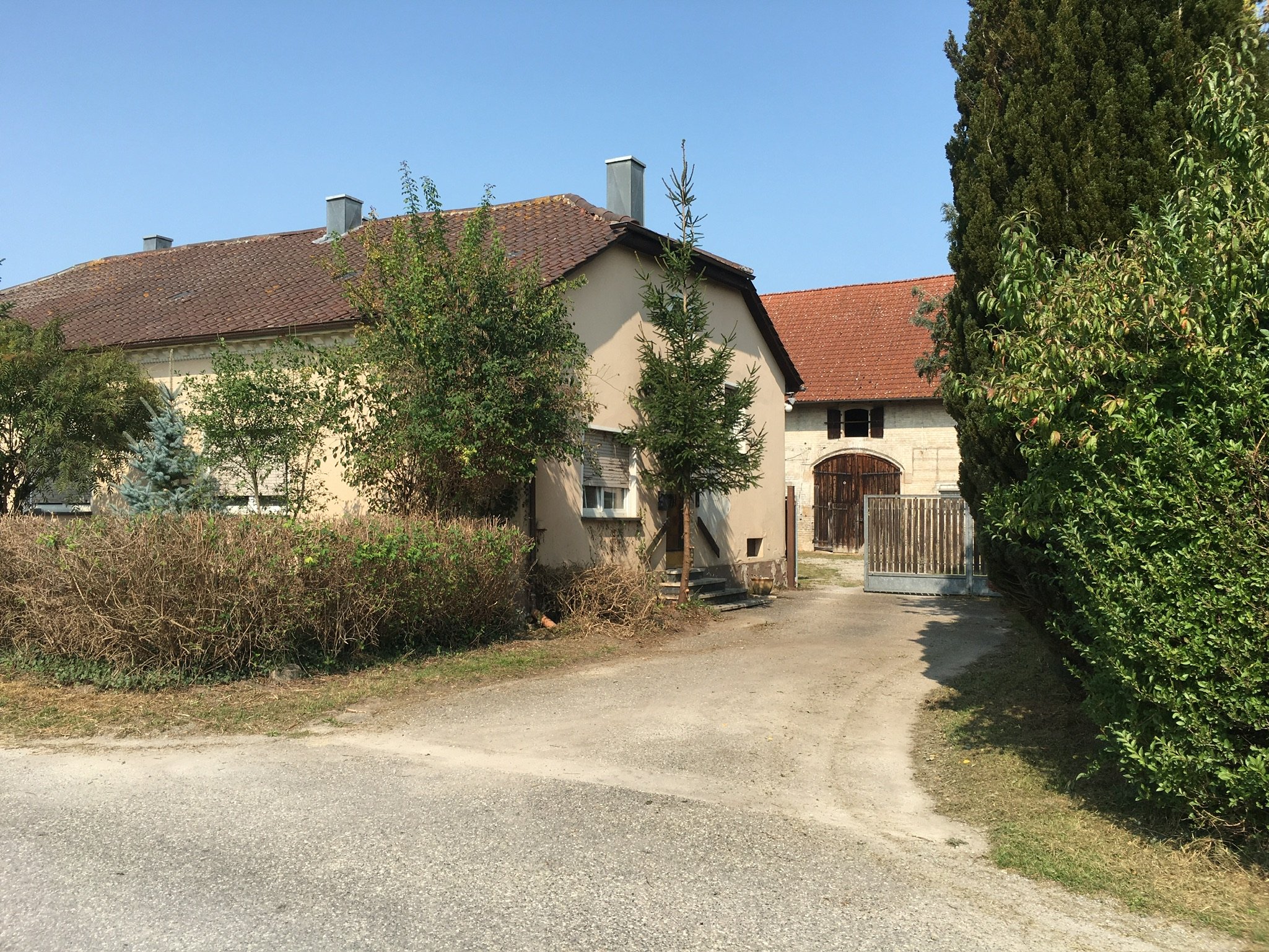 Bauernhaus zum Kauf 650.000 € 12.736 m²<br/>Wohnfläche Liedolsheim Dettenheim 76706