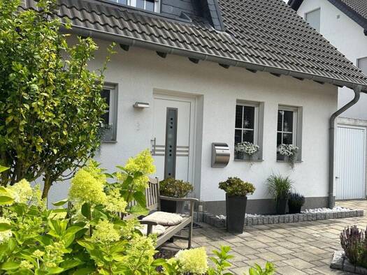Doppelhaushälfte zum Kauf 439.000 € 5 Zimmer 131 m² 266 m² Grundstück Baesweiler 52499