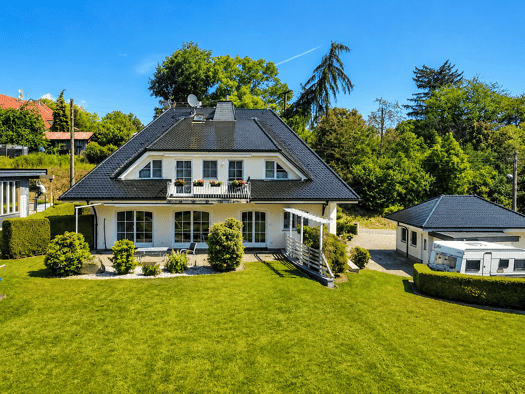 Haus zum Kauf 690.000 € 8 Zimmer 284 m² 5.363 m² Grundstück Miltitz Klipphausen 01665