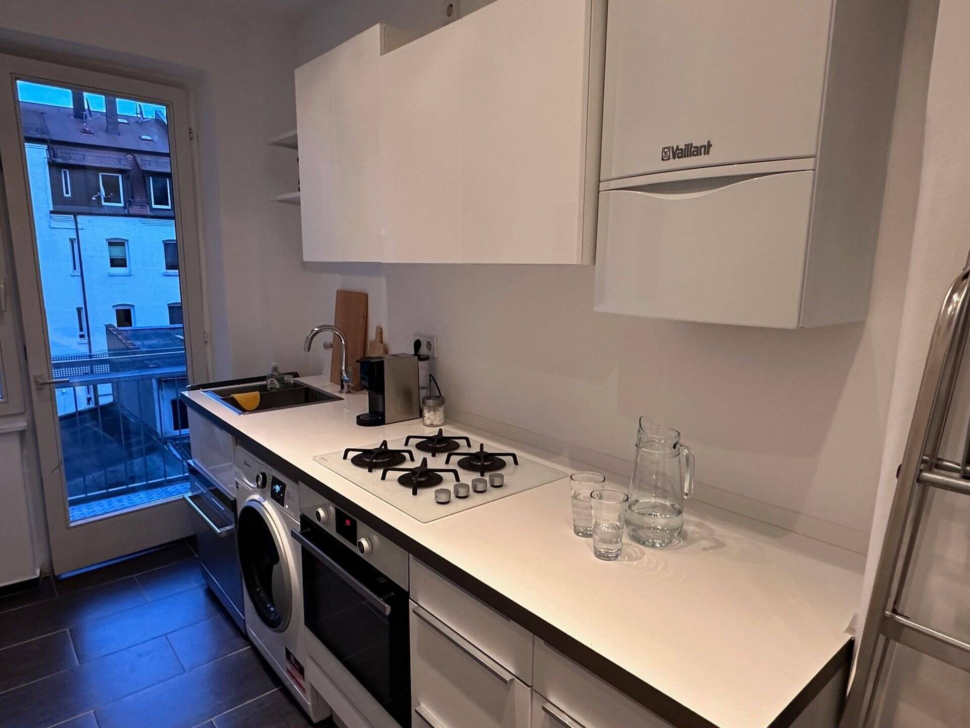 Schöne, ruhige, helle Wohnung Nähe Altstadt – Straße nicht freigegeben, 90459 Nürnberg – Vorschaubild 14