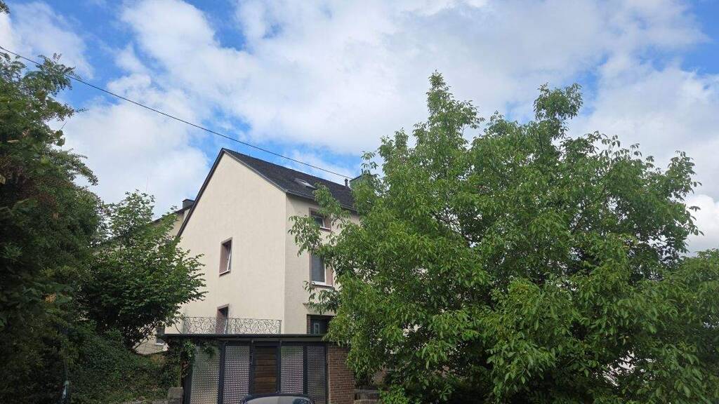 Mehrfamilienhaus zum Kauf 479.000 € 8 Zimmer 200 m² 497 m² Grundstück Pfaffendorfer Höhe Koblenz 56076