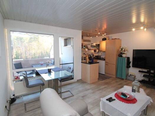 Wohnung zum Kauf 169.000 € 2 Zimmer 42 m² 2. Geschoss Weiherhof Zirndorf 90513