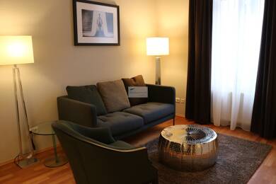 Wohnung zur Miete Wohnen auf Zeit 1.300 € 2 Zimmer 40 m² frei ab 15.07.2025 Niddastraße 0 Bahnhofsviertel Frankfurt am Main 60329