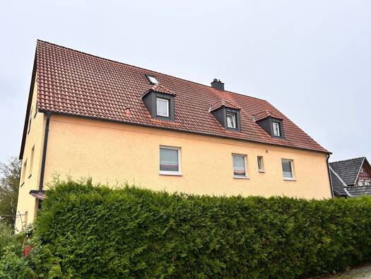 Wohnung zum Kauf 159.000 € 5 Zimmer 170 m² Neustadt Neustadt b.Coburg 96465