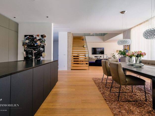 Villa zum Kauf 4 Zimmer 238,4 m² 812 m² Grundstück Ansfelden 4052