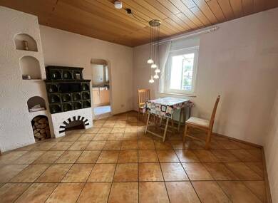 Reihenmittelhaus zum Kauf 225.000 € 5 Zimmer 97 m² 240 m² Grundstück Homburg Homburg 66424