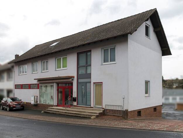 Haus zum Kauf 199.000 € 6 Zimmer 226 m² 220 m² Grundstück Ulmbach Steinau an der Straße 36396