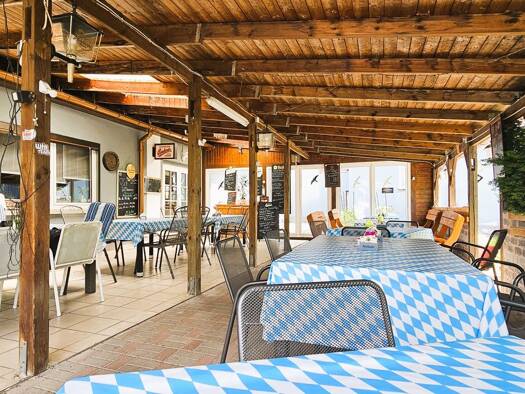 Haus zum Kauf 775.000 € 484 m² 3.020 m² Grundstück Straußfurt 99634