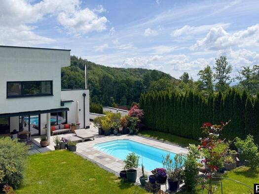 Haus zum Kauf 1.300.000 € 191 m² 914 m² Grundstück Lichtenberg 4040