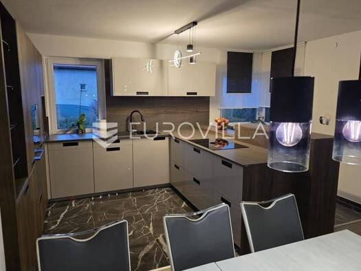 Einfamilienhaus zum Kauf - Erstbezug 385.000 € 4 Zimmer 308 m² Novo Selo Rok Čakovec 40000