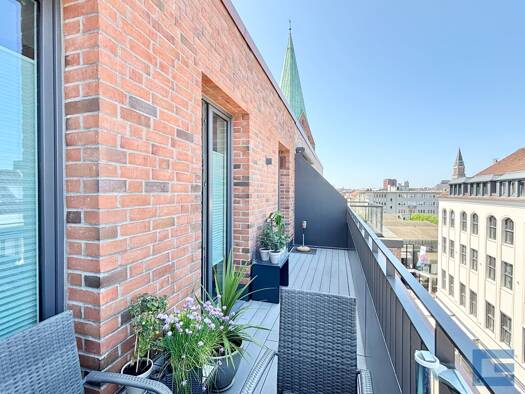 Wohnung zum Kauf 338.000 € 2 Zimmer 56,2 m² Dachgeschoss, 5. Geschoss Kiel 24103