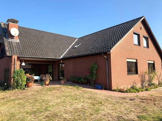 Haus zum Kauf 398.000 € 10 Zimmer 250 m² 678 m² Grundstück Wipshausen Edemissen 31234