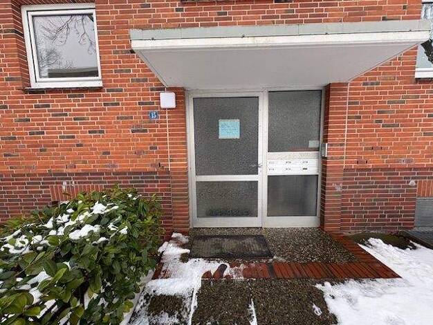 Wohnung zur Miete 654 € 3 Zimmer 77 m² EG Kurt-Schumacher-Ring 17 Brunsbüttel 25541