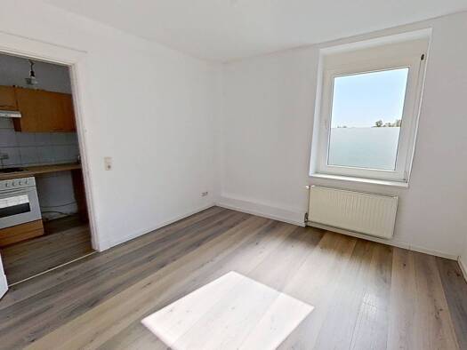 Wohnung zur Miete 359 € 2 Zimmer 37 m² 4. Geschoss frei ab sofort Färberstraße 23 Innenstadt Stadtmitte 24534
