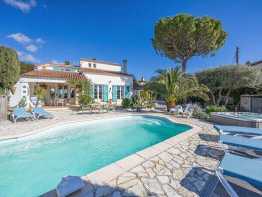 Einfamilienhaus zum Kauf 1.160.000 € 155,1 m² 1.033 m² Grundstück Centre Ville SANARY SUR MER 83110