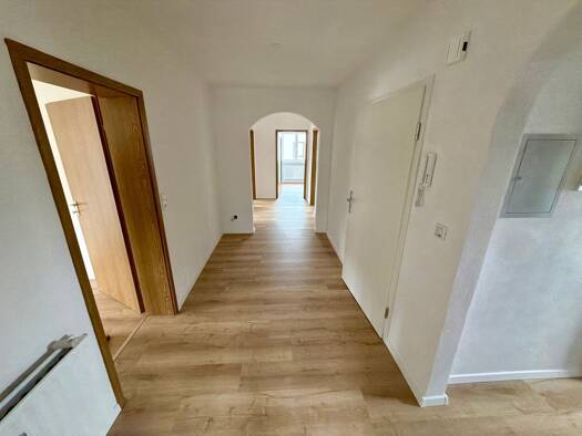 Wohnung zur Miete 1.000 € 4 Zimmer 108 m² Geschoss 1/3 frei ab sofort Flaschenweg 4 Röttenbach 91187