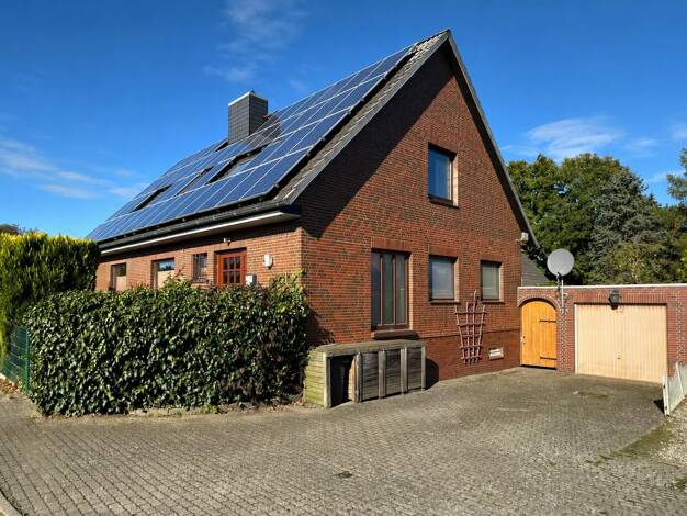 Einfamilienhaus zum Kauf 495.000 € 5,5 Zimmer 171,5 m² 452 m² Grundstück Hetlingen 25491